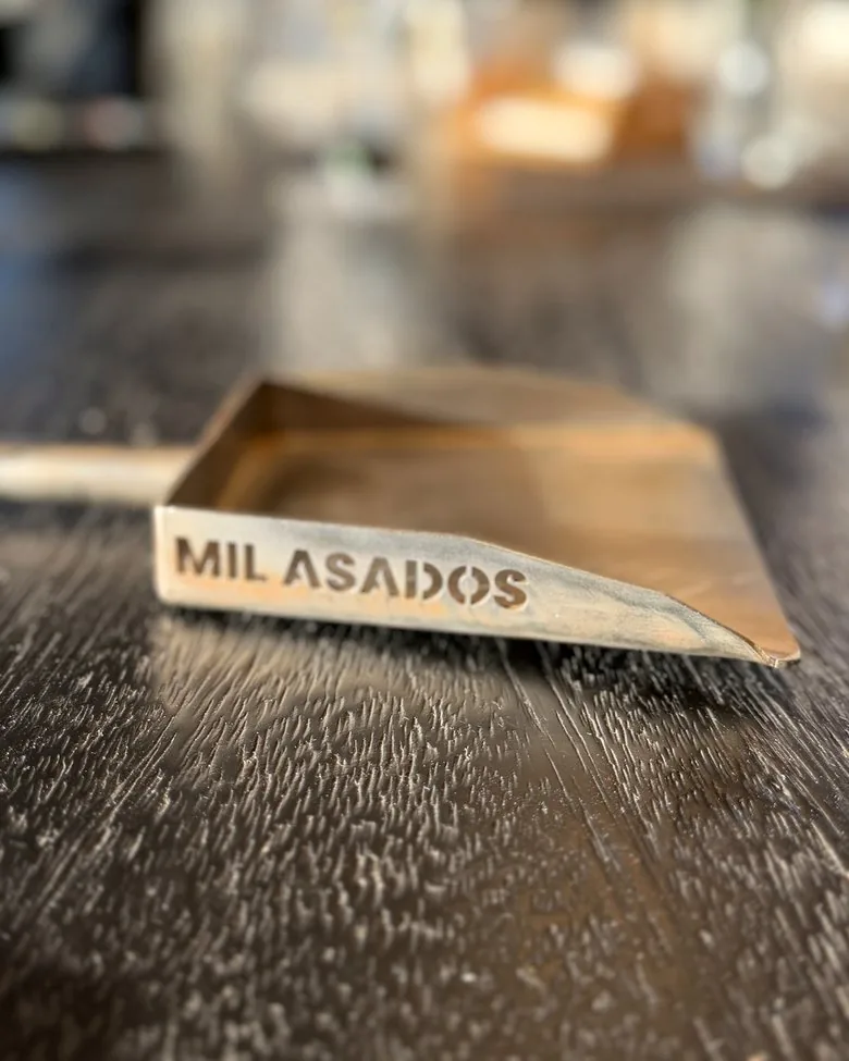 Pala MIL ASADOS